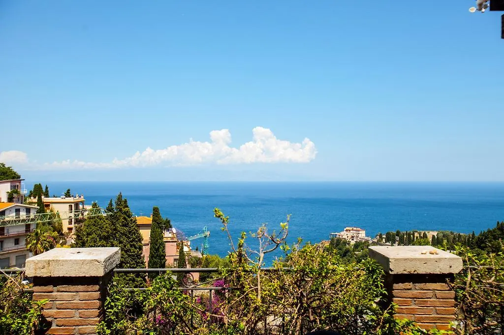 Apartament Tao Blue House Taormina 0*,