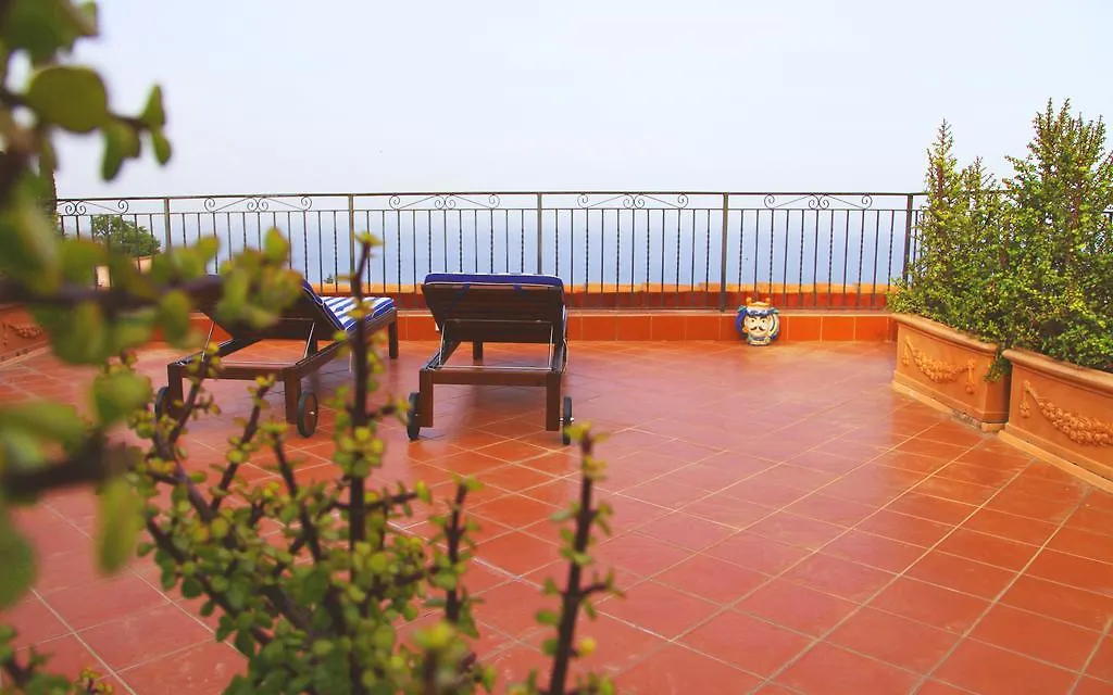 Tao Blue House Appartamento Taormina Italia